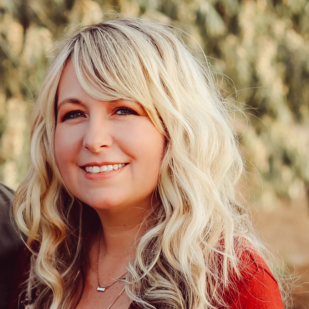 Meet your Posher, Alisa